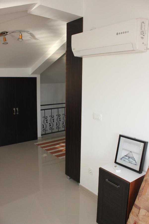 Penthouse By The Sea Daire Tivat Dış mekan fotoğraf