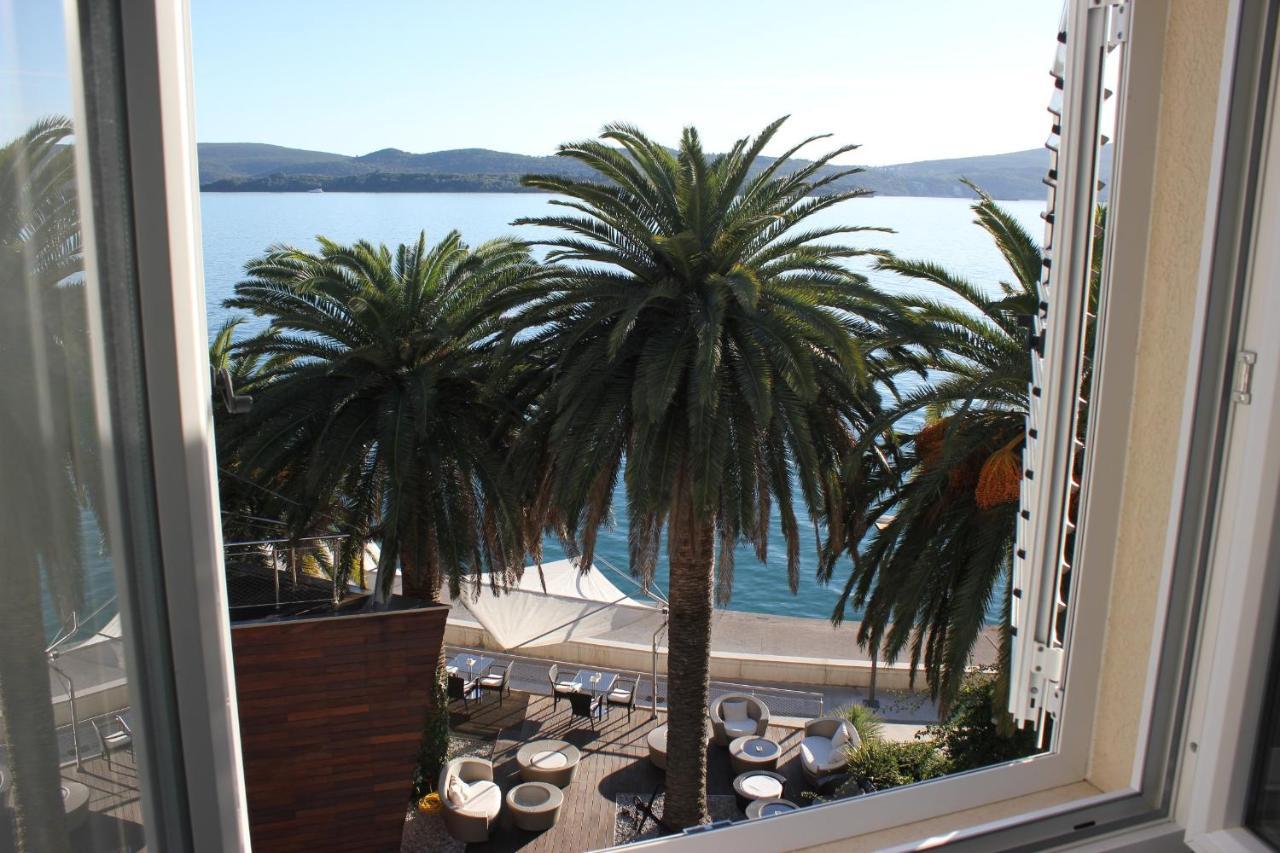 Penthouse By The Sea Daire Tivat Dış mekan fotoğraf