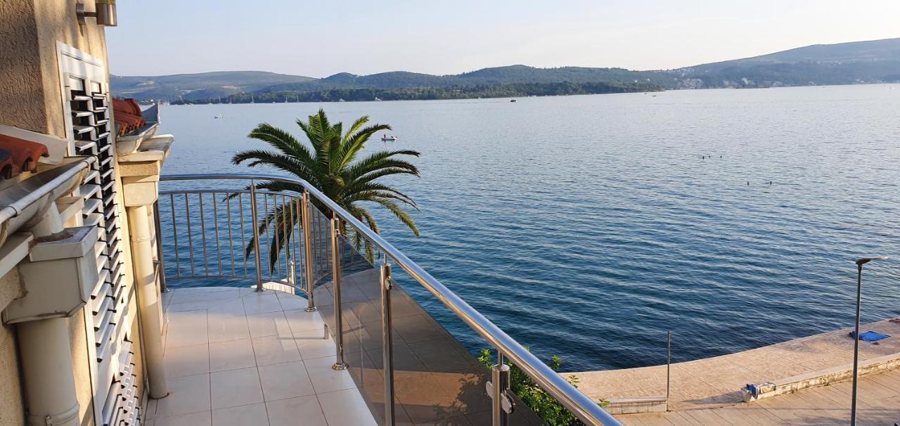 Penthouse By The Sea Daire Tivat Dış mekan fotoğraf