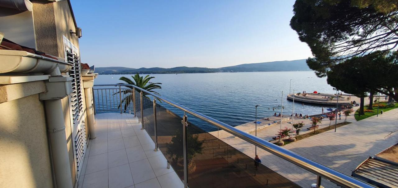 Penthouse By The Sea Daire Tivat Dış mekan fotoğraf
